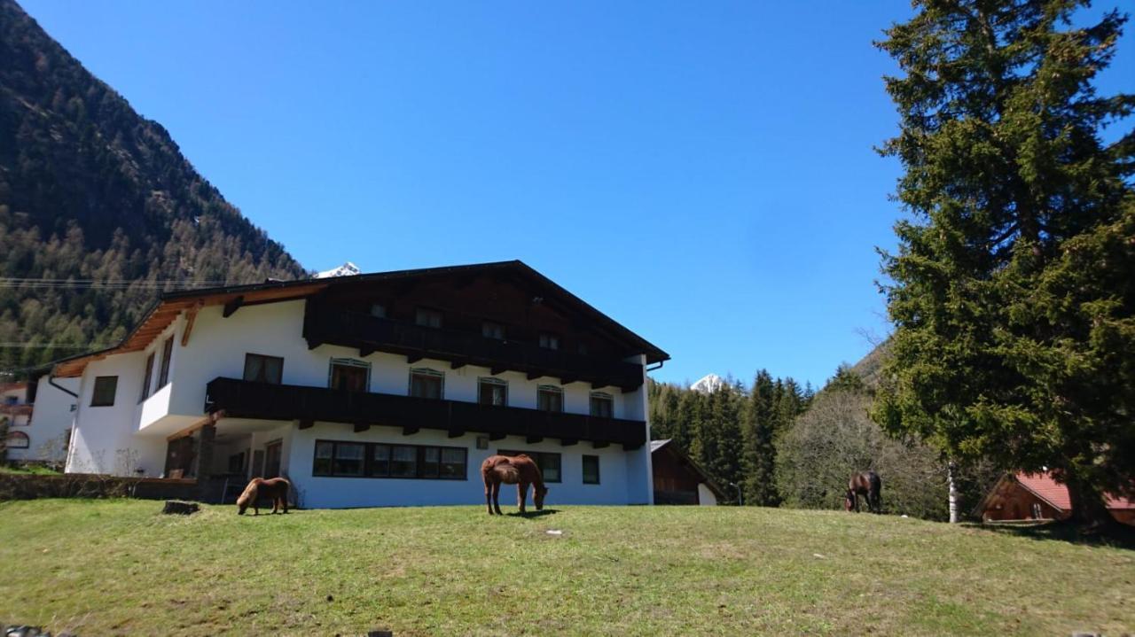Sankt Sigmund im Sellrain Pension Alpenrose מראה חיצוני תמונה