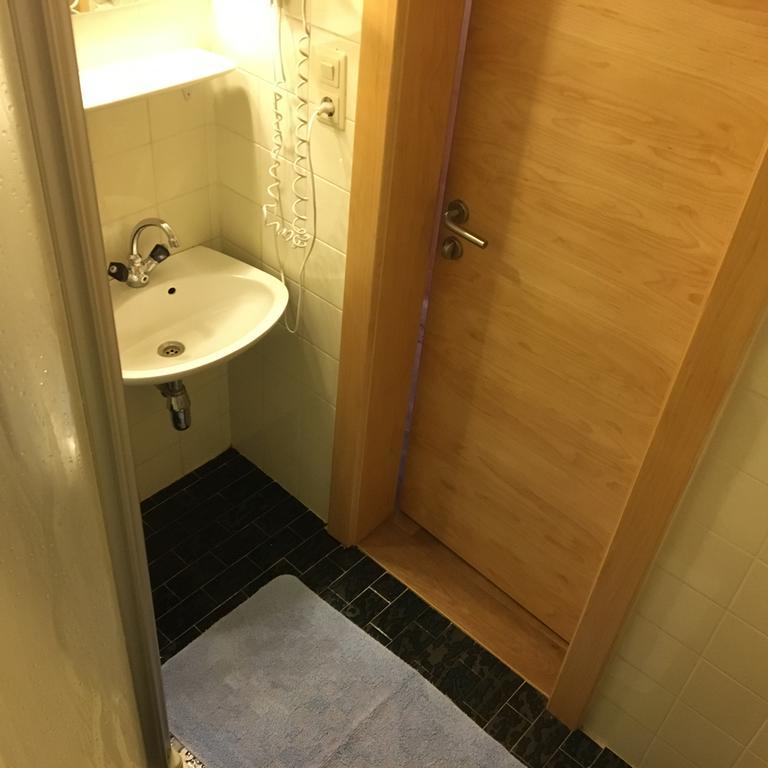 Sankt Sigmund im Sellrain Pension Alpenrose מראה חיצוני תמונה