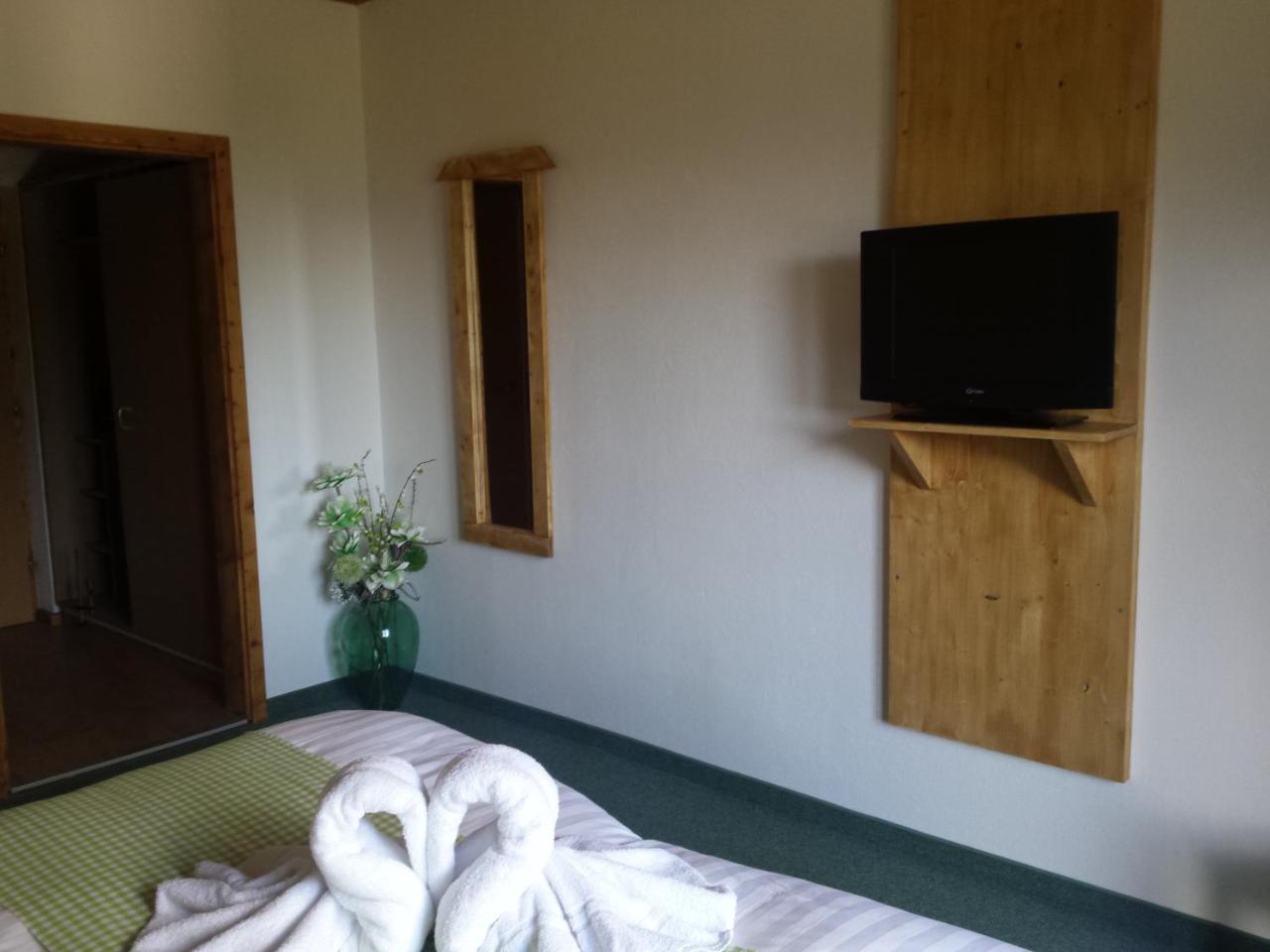 Sankt Sigmund im Sellrain Pension Alpenrose מראה חיצוני תמונה