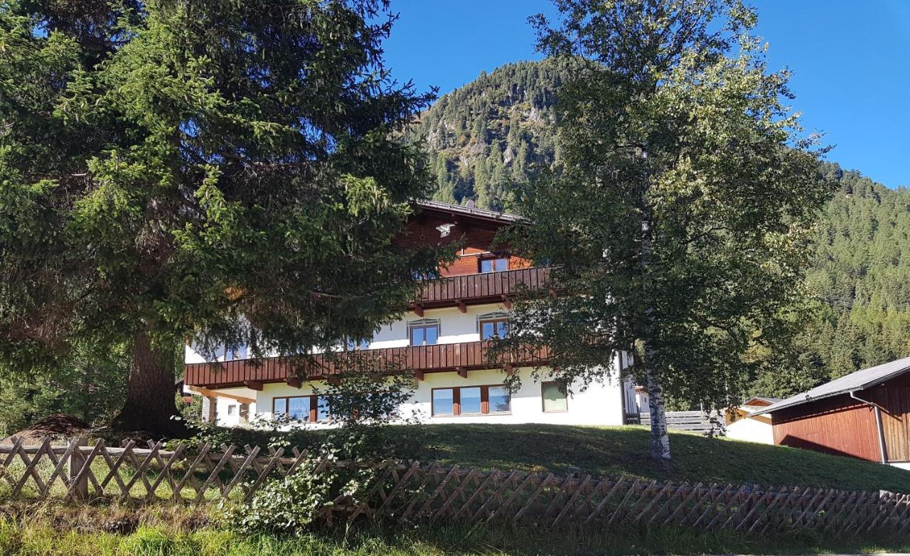 Sankt Sigmund im Sellrain Pension Alpenrose מראה חיצוני תמונה