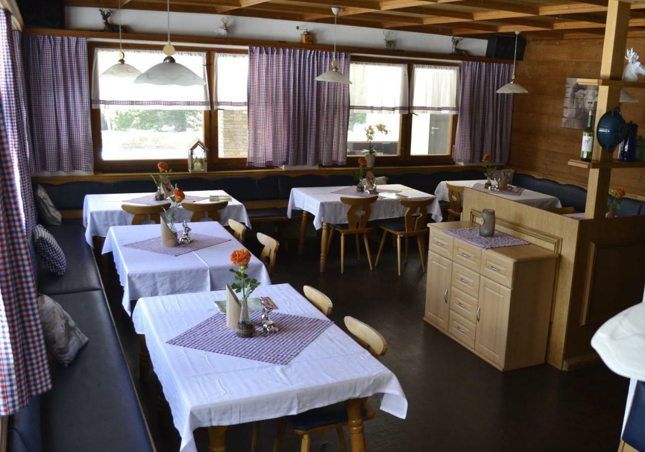 Sankt Sigmund im Sellrain Pension Alpenrose מראה חיצוני תמונה